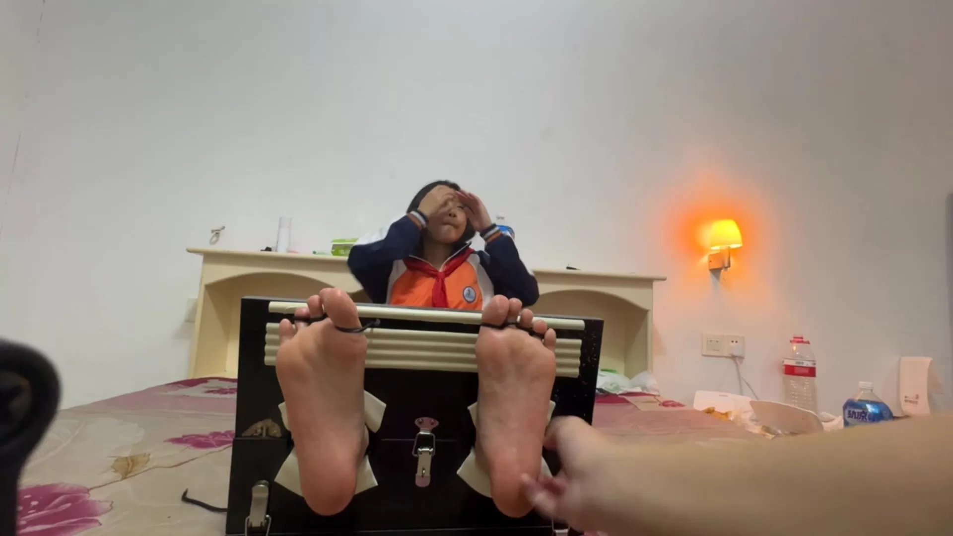 不肯说出密码的校服妹.0007 - 00-22-58.webp