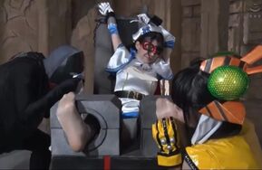 【在线播】SPSA-030 美少女战士挠痒合集 魔法美少女战士芳丹娜 ヒロインくすぐりオムニバス 魔法美少女戦士フォンテーヌ
